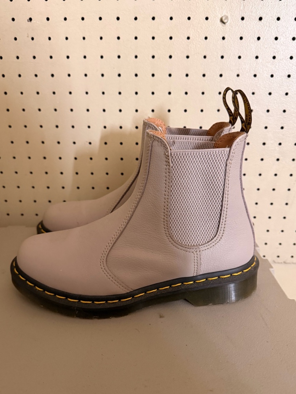 Doc Martens Chelsea Boots